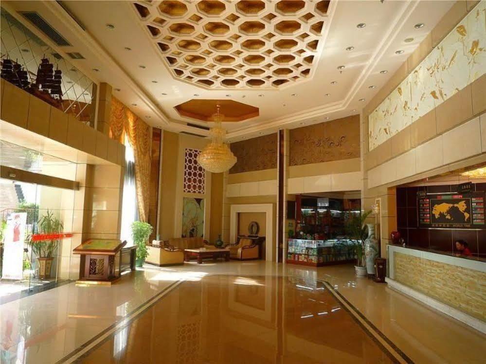Guilin Lifeng Hotel Екстер'єр фото